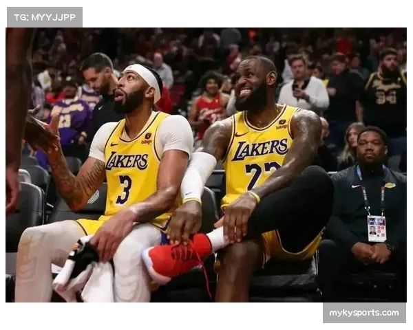 湖人进攻效率58%三分24中14 全面火力压制国王取胜